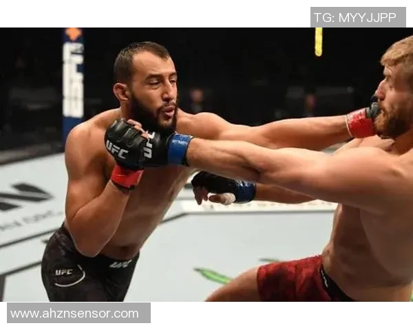 凯尔特人对阵哈兹的精彩对决分析与赛后总结